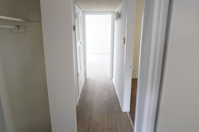 Building Photo - Beautiful Remodeled Duplex with 3 bed-1.5 bath in 79912