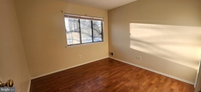 Building Photo - 124 Wood Mill Dr