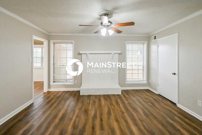 Building Photo - 3 Bedroom Pet-Friendly Home in Bartlett, TN with Main Street Renewal