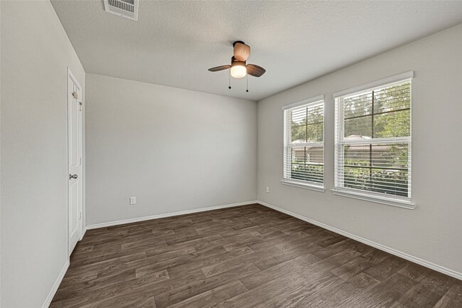 Building Photo - 20855 Olive Leaf St