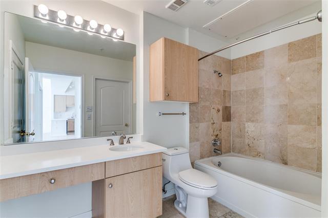 Building Photo - 3225 Turtle Creek Blvd
