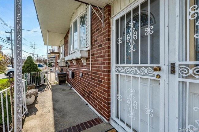 Building Photo - 80-19 149th Ave