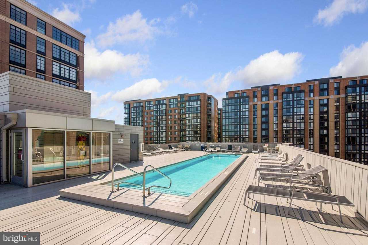 Pool/deck - 437 New York Ave NW