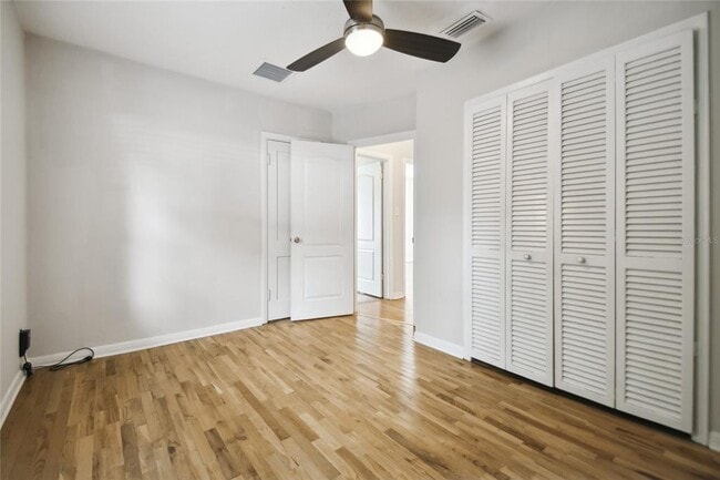 Building Photo - 308 N Gomez Ave