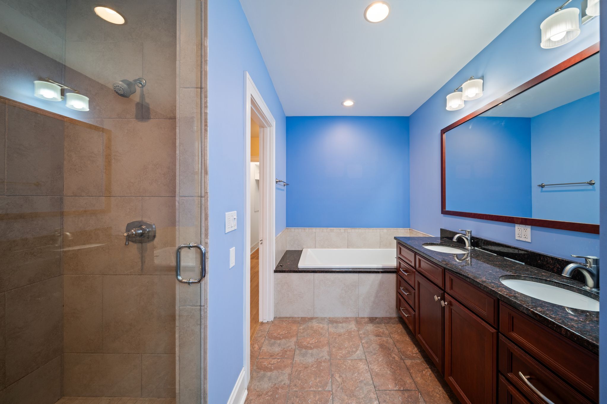 Building Photo - 721 Foster St