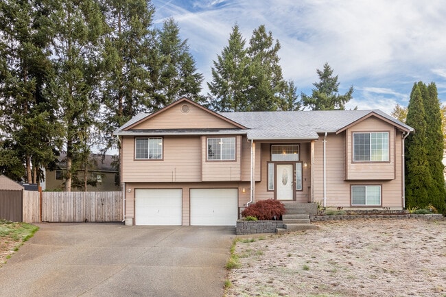 Building Photo - 8529 199th St Ct E