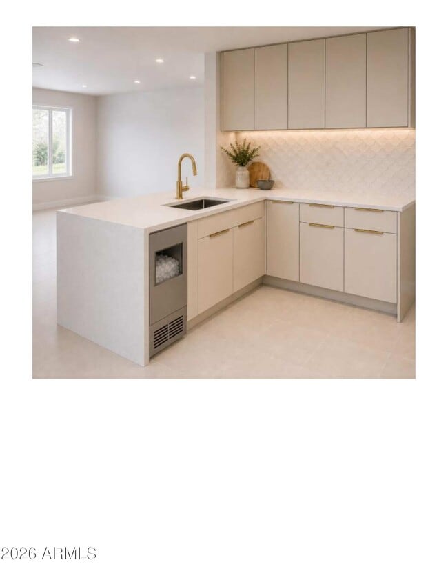 Building Photo - 6461 E Crested Saguaro Ln