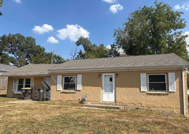 Primary Photo - 5137 Tyrone Rd