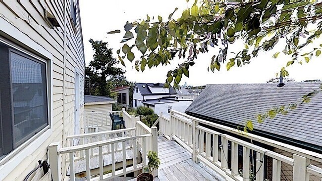 Building Photo - 60 Atherton St