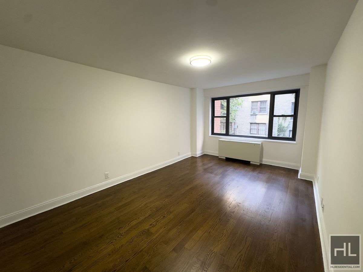 Building Photo - EAST 56 STREET