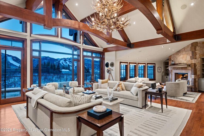 Building Photo - 294 Draw Dr