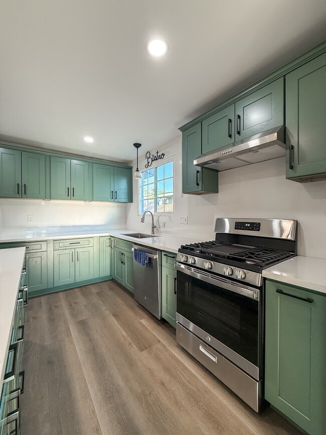 Building Photo - 15246 Temple Ave