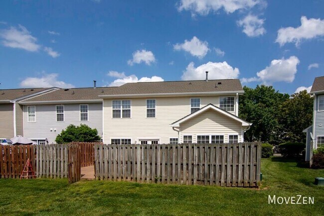 Building Photo - 10831 Laurnet Pl