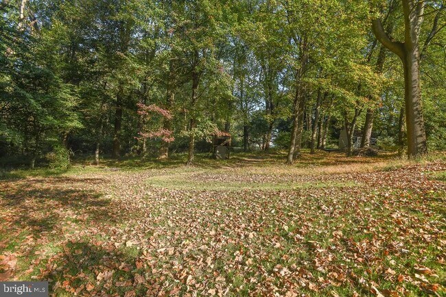 Building Photo - 205 Dangina Dr