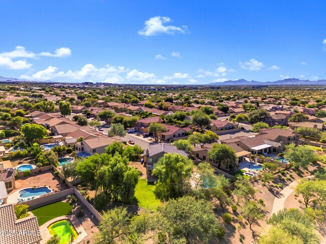 Building Photo - 4302 E Mossman Rd