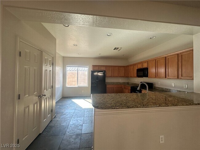 Building Photo - 2676 Dirleton Pl