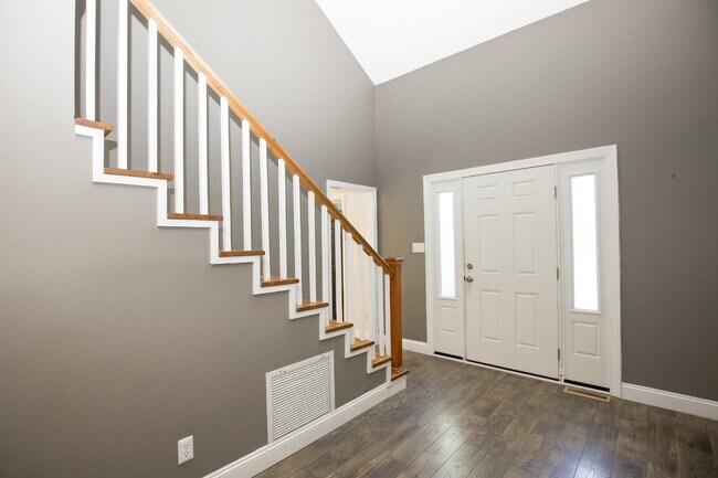 Building Photo - "3-Bedroom Home on Fox Hunt Lane in Southern Pines – Cozy Living Awaits!"