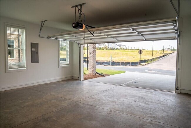 Building Photo - 1516 Westend Wy