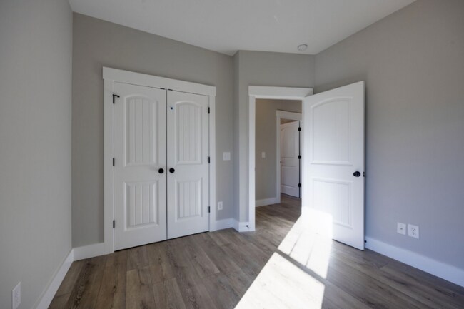 Building Photo - 2068 Rylee Wy