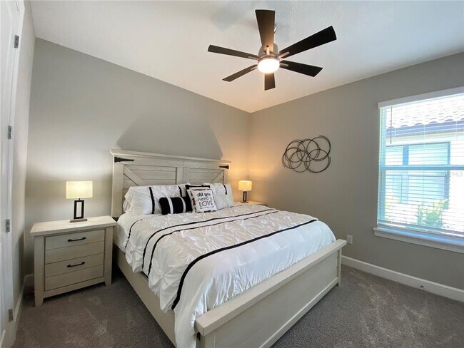 Building Photo - 4520 CRESTPOINT Wy