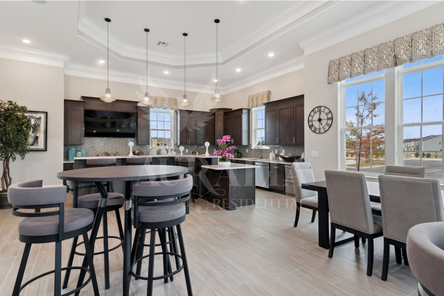 Building Photo - 2405 Kasota Ln