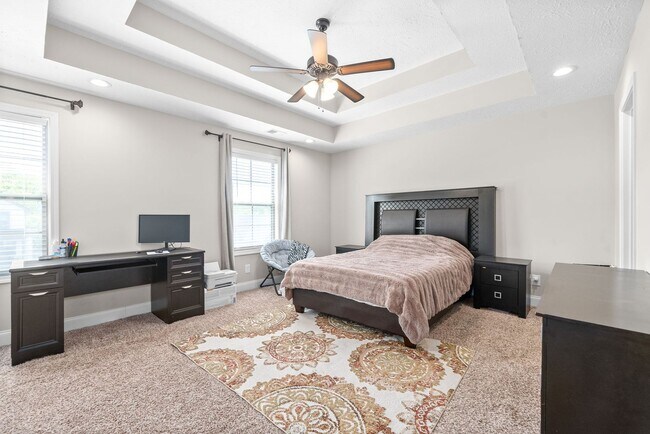 Building Photo - 177 Bonnell Dr