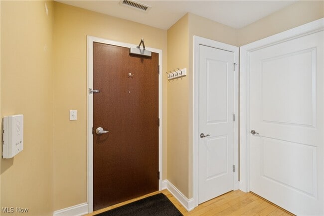 Building Photo - 55 E College St