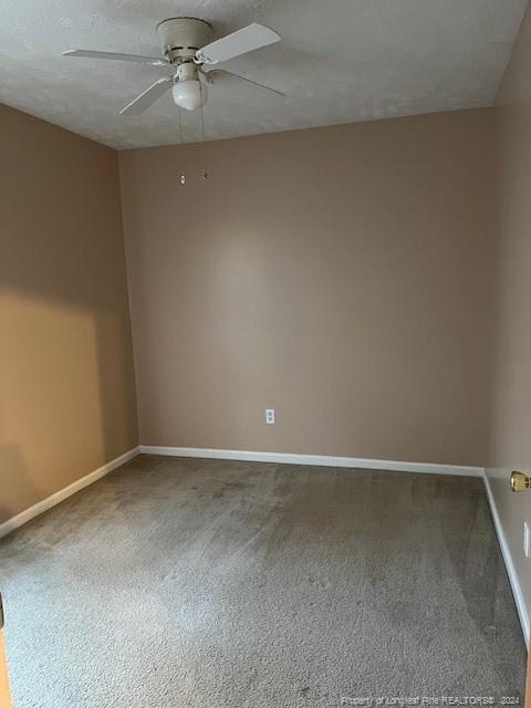 Building Photo - 498 Northwoods Dr