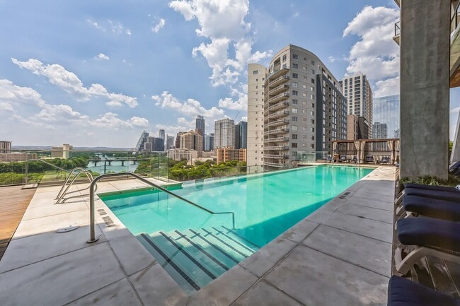 Building Photo - DOWNTOWN AUSTIN CONDO ON RAINEY STREET!! 1 BEDROOM 1 BATH - FULLY FURNISHED