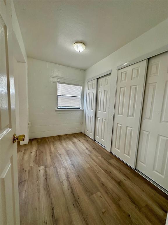 Building Photo - 647 NE Waldo Rd