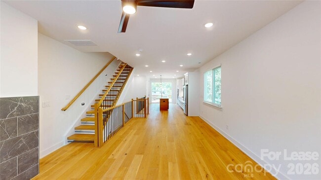 Building Photo - 156 Mattoon St