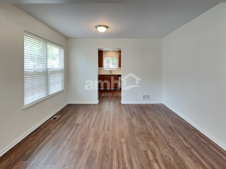 Building Photo - 1828 Ness Way