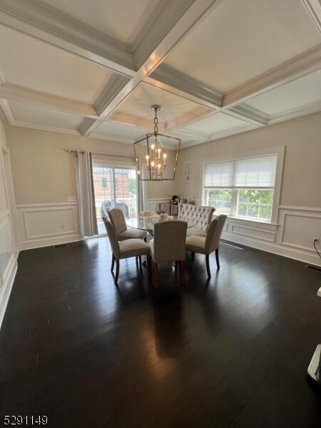 Building Photo - 74 River St