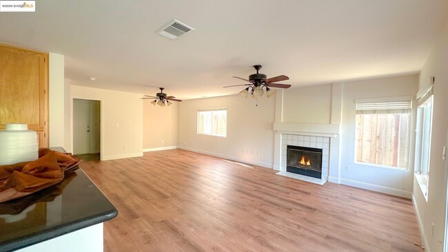 Building Photo - 4537 Pronghorn Way