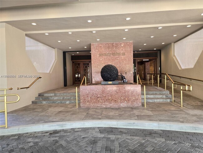 Building Photo - 11113 Biscayne Blvd