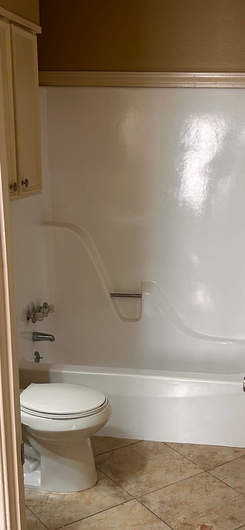 Building Photo - 6451 Frondosa Dr