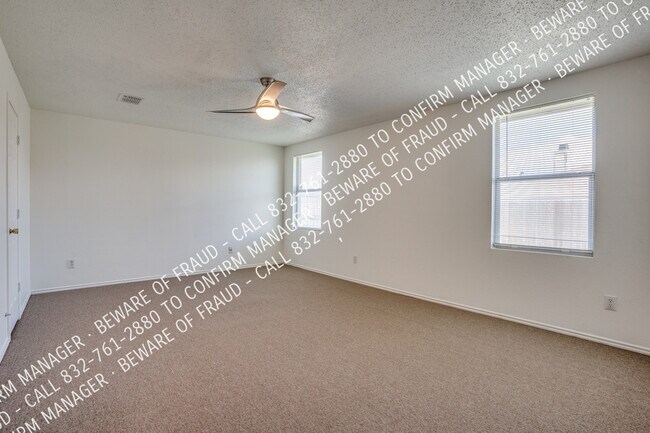 Building Photo - 616 Almandora-