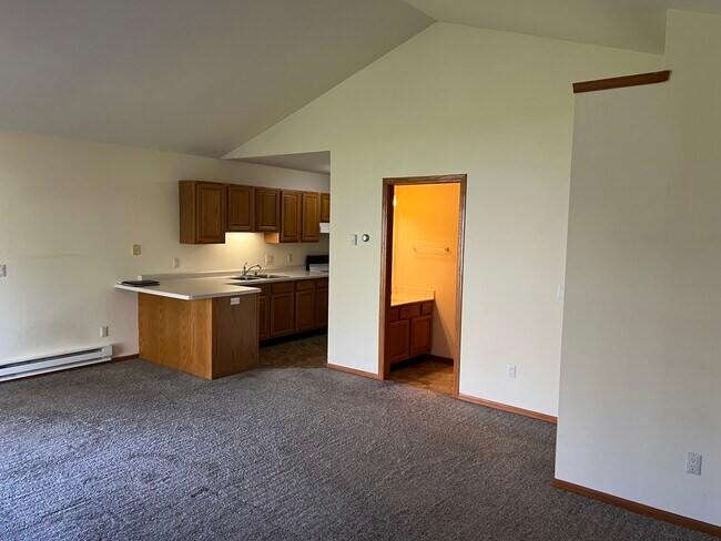 Building Photo - 1105 Heritage Ct