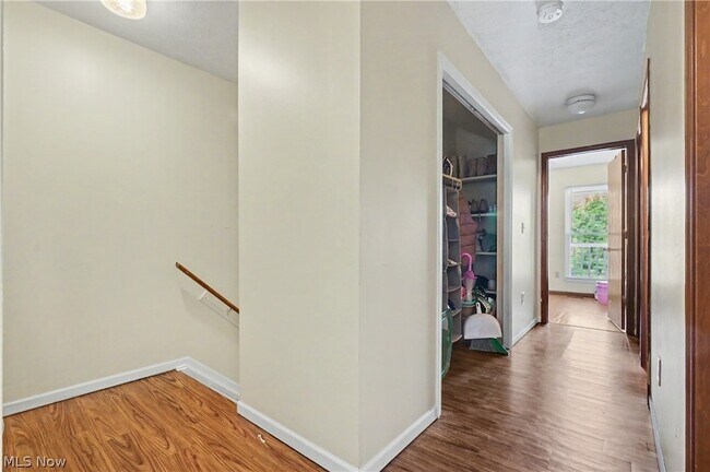 Building Photo - 1565 Whitehall Blvd