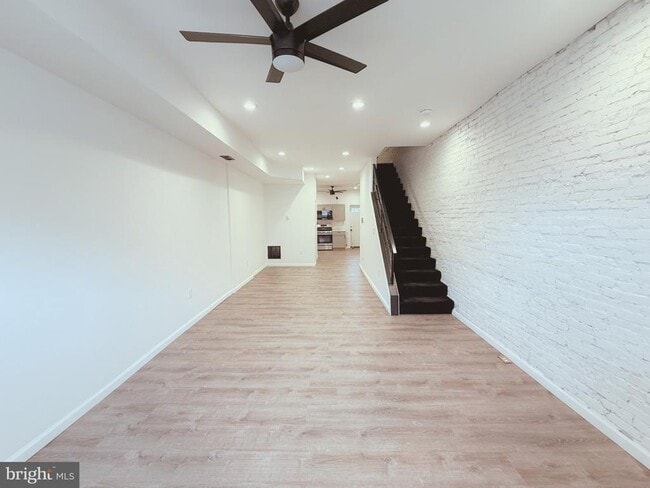 Building Photo - 2142 Penrose Ave