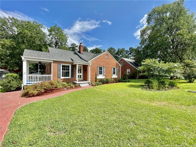 Building Photo - 122 Camellia Dr