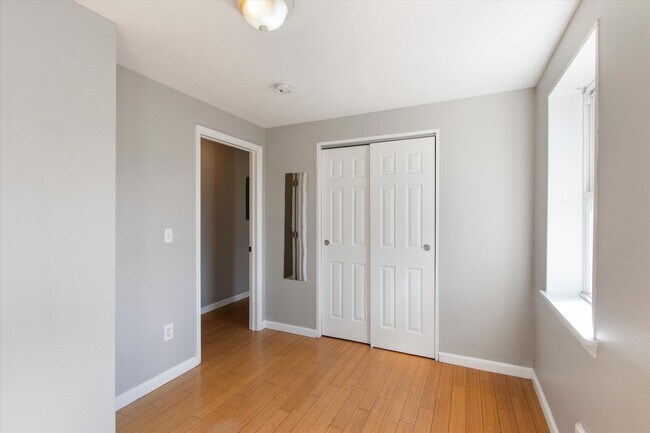 Building Photo - 1716 N 18th St