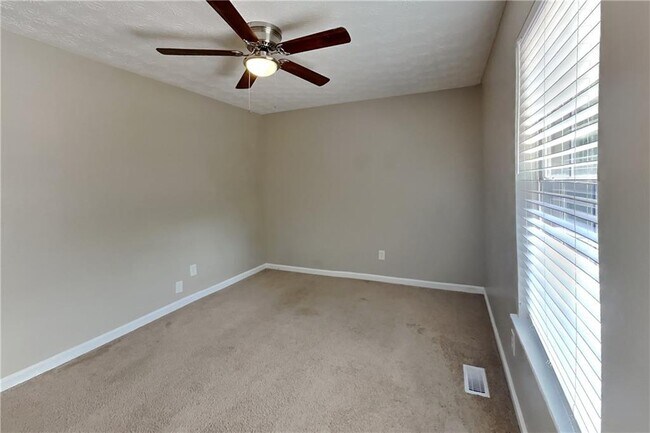 Building Photo - 3848 Welham Green Ct