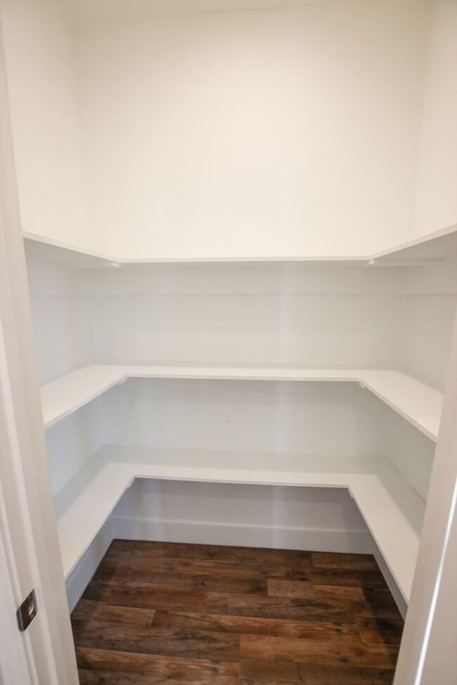Building Photo - Available Now! New Construction 3 Bed 2 Ba...