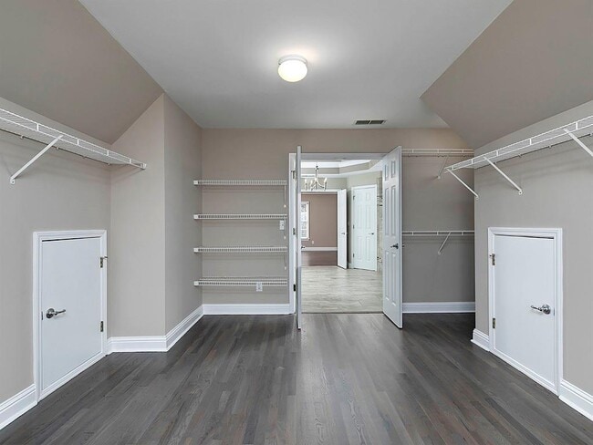 Building Photo - 4055 St Michelle Ln