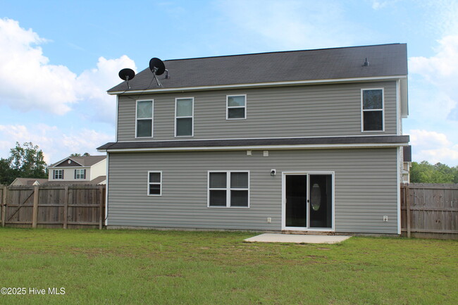 Building Photo - 306 Saratoga Ln