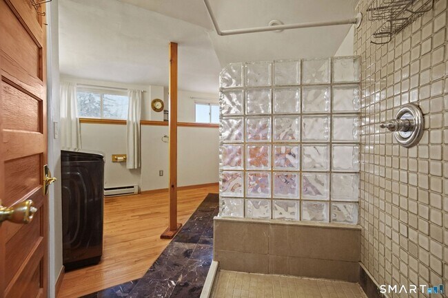 Building Photo - 45 W North St