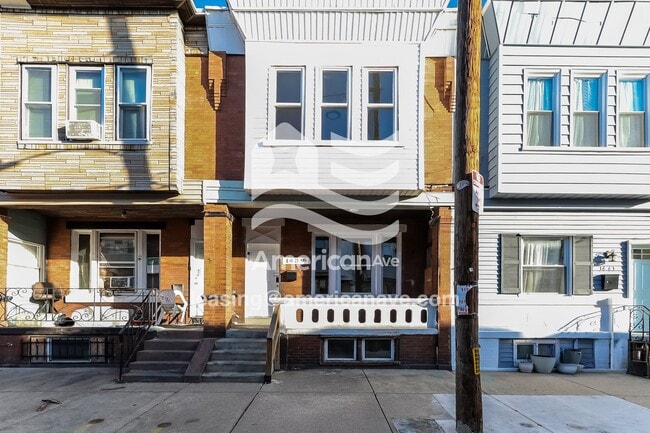 Building Photo - 1439 S Marston St