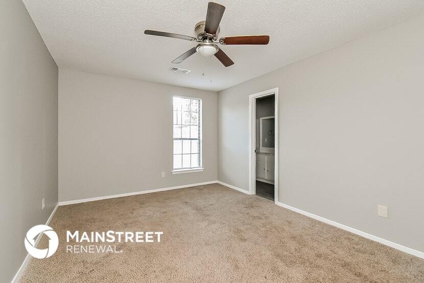 Building Photo - 5772 Jardin Pl