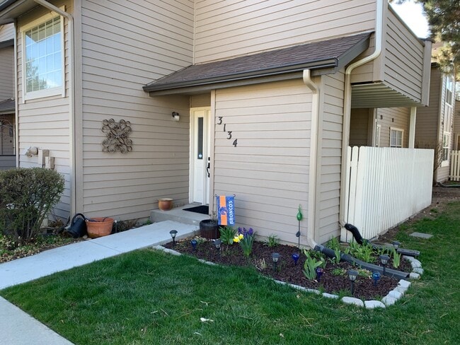 Primary Photo - 3134 S Gekeler Ln
